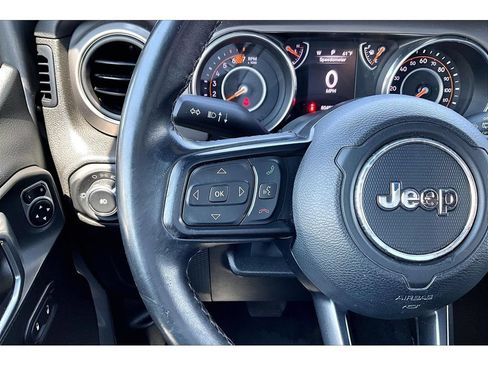 Used 2019 Jeep Wrangler Unlimited Sport S AWD/4WD image 11
