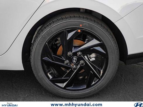 New 2026 Hyundai Elantra Sport FWD image 11