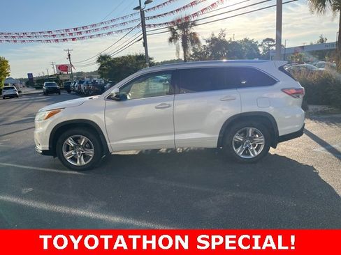 Used 2016 Toyota Highlander Limited Platinum image 40