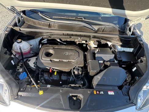 Used 2021 Kia Sportage LX image 24