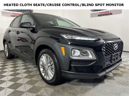 Used 2021 Hyundai Kona SEL image 1
