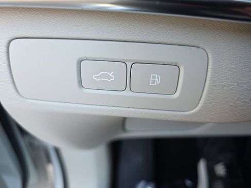 New 2026 Volvo XC90 T8 Ultra image 37