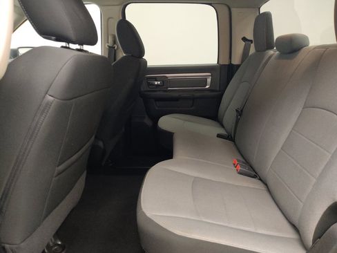 Used 2021 RAM 1500 Classic SLT RWD image 18