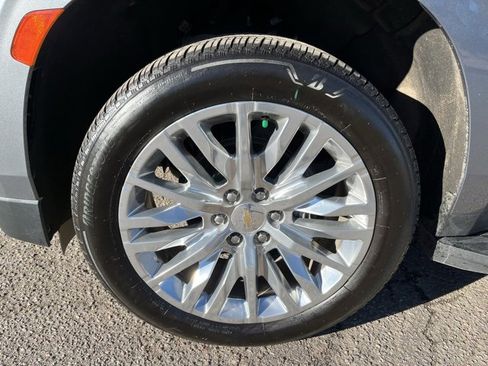 Used 2022 Chevrolet Tahoe RST w/ Luxury Package image 9