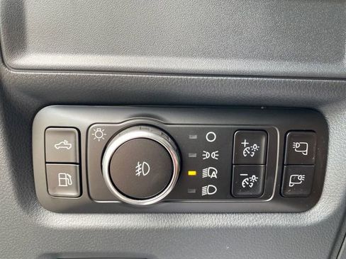 Used 2025 Ford F150 XLT w/ Equipment Group 302A MID image 36