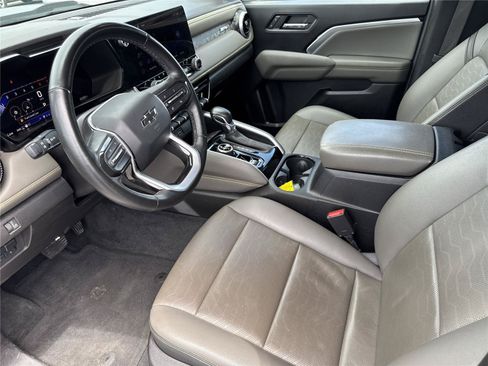 Used 2023 Chevrolet Colorado ZR2 w/ ZR2 Convenience Package III AWD/4WD image 11