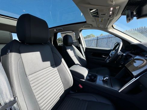 New 2025 Land Rover Discovery Sport S image 21