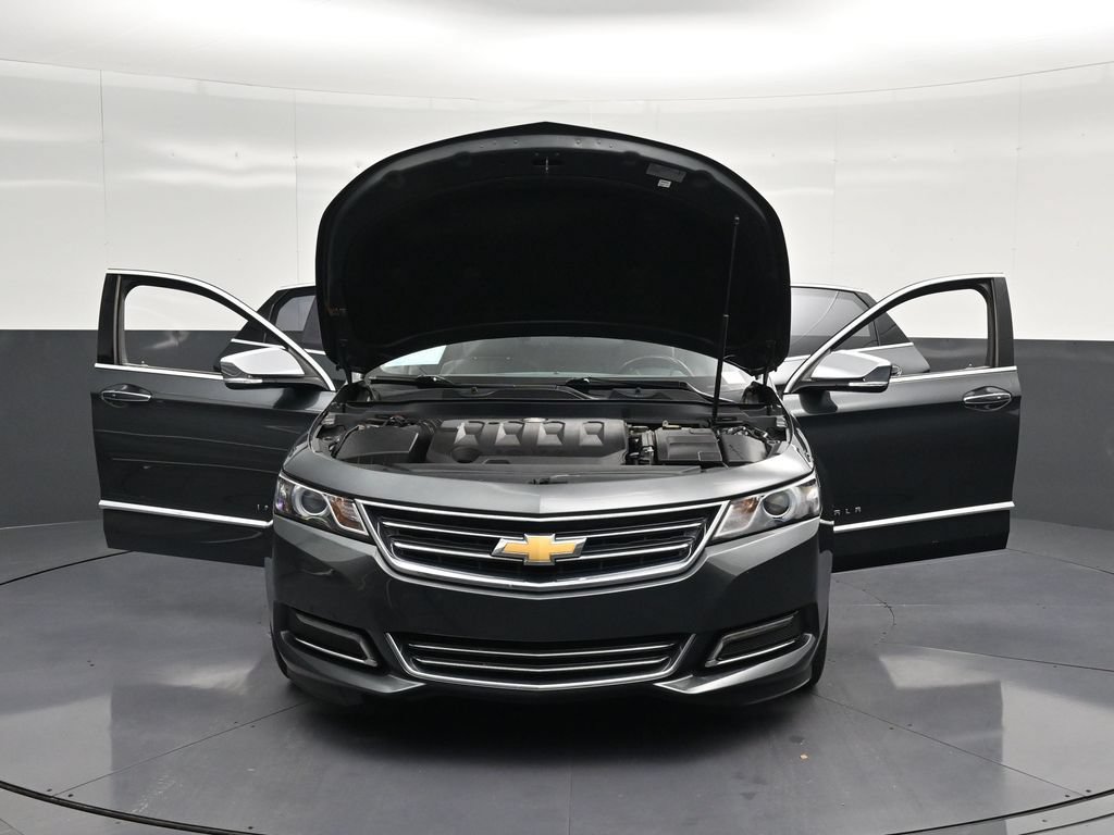 Used 2018 Chevrolet Impala Premier FWD image 37