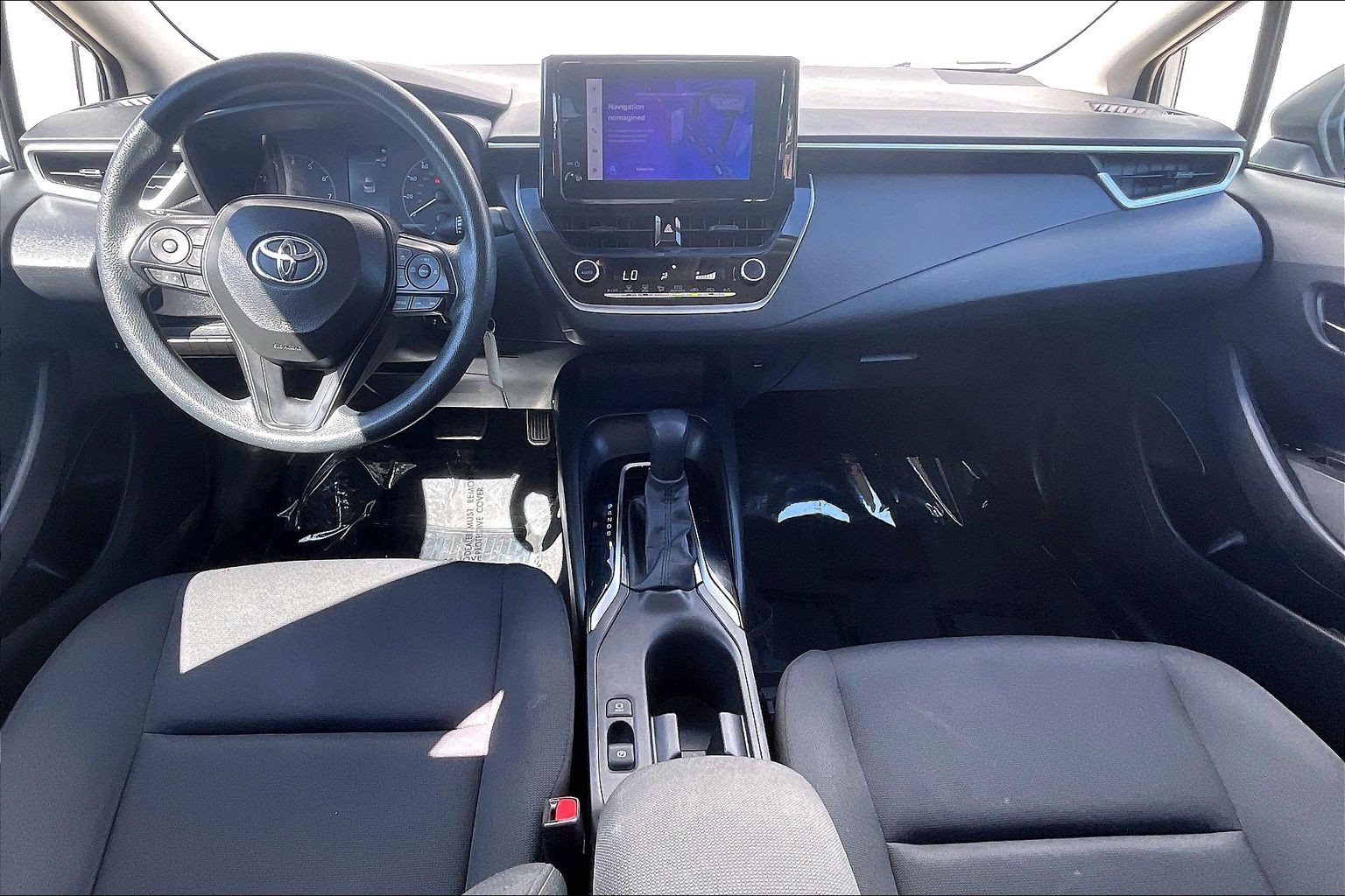 Used 2024 Toyota Corolla LE FWD image 19