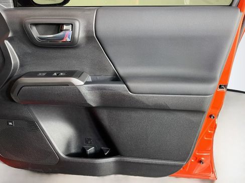 Used 2023 Toyota Tacoma TRD Pro AWD/4WD image 38