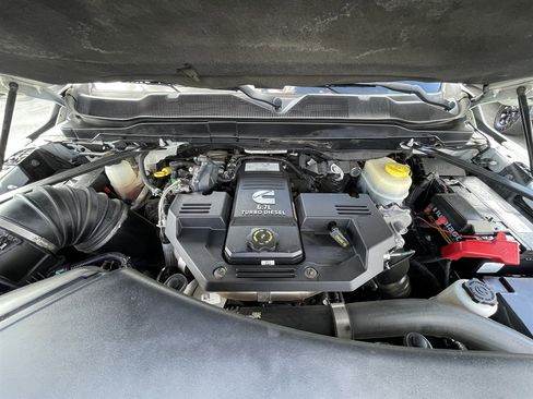 Used 2019 RAM 2500 Limited image 8