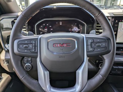 Used 2026 GMC Sierra 1500 SLT w/ SLT Premium Plus Package AWD/4WD image 31