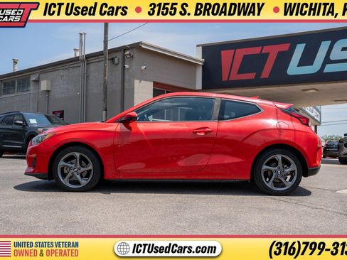 Used 2019 Hyundai Veloster 2.0 FWD image 3