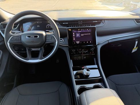New 2026 Jeep Grand Cherokee Laredo RWD image 10