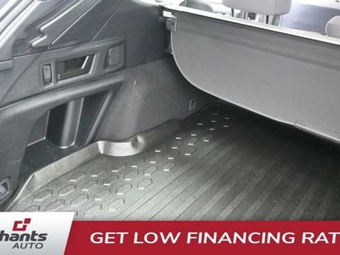 Used 2022 Subaru Outback Premium AWD/4WD image 29