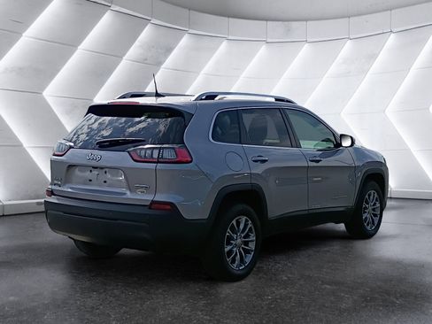 Certified 2020 Jeep Cherokee Latitude Plus w/ Cold Weather Group AWD/4WD image 6