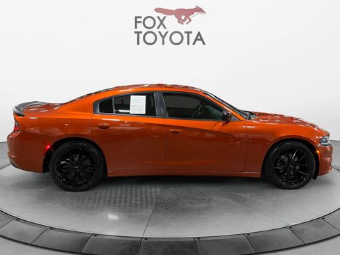 Used 2021 Dodge Charger SXT w/ Blacktop Package image 7