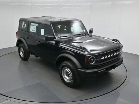 New 2026 Ford Bronco 4-Door AWD/4WD image 34