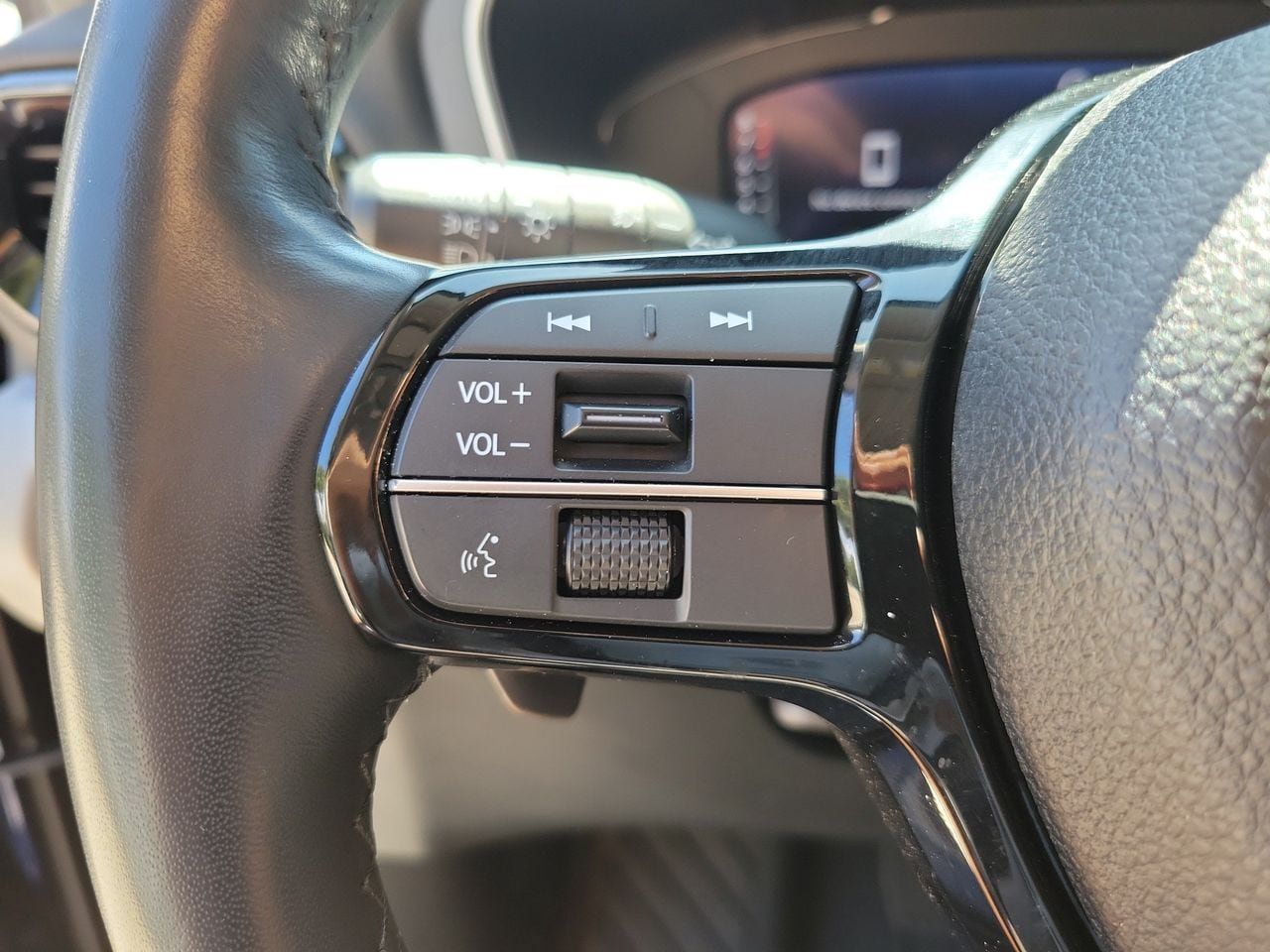 Used 2025 Honda Pilot Elite image 21