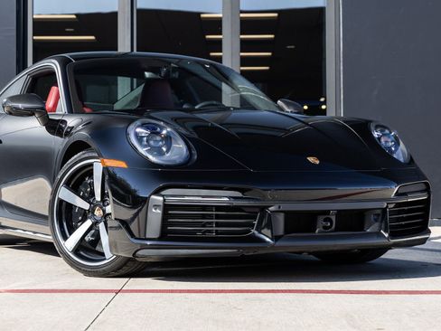 Used 2025 Porsche 911 Turbo S image 9