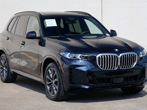 Used 2024 BMW X5 sDrive40i w/ M Sport Package RWD image 60
