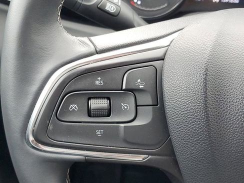 Certified 2023 Buick Encore GX Select w/ Sport Touring Package FWD image 22
