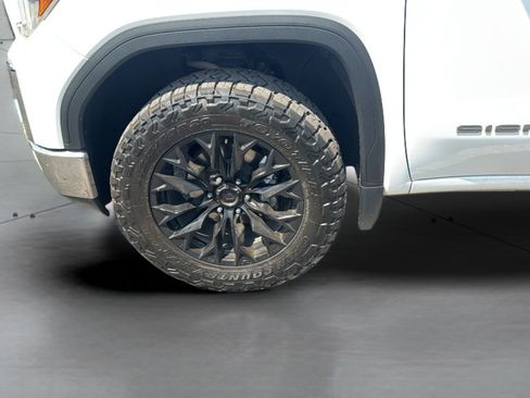 Used 2021 GMC Sierra 1500 SLT w/ SLT Convenience Package AWD/4WD image 36