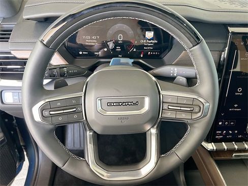 New 2026 GMC Acadia Denali Ultimate image 7