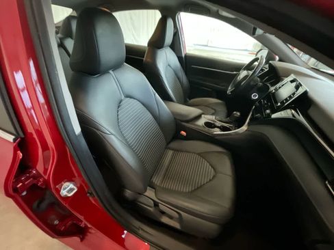 Used 2023 Toyota Camry SE image 24