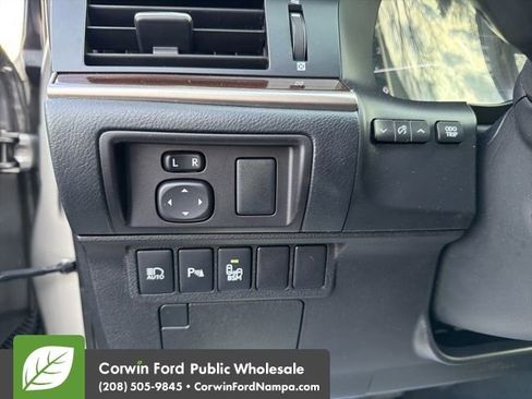 Used 2016 Lexus ES 350 w/ Navigation System Package image 14