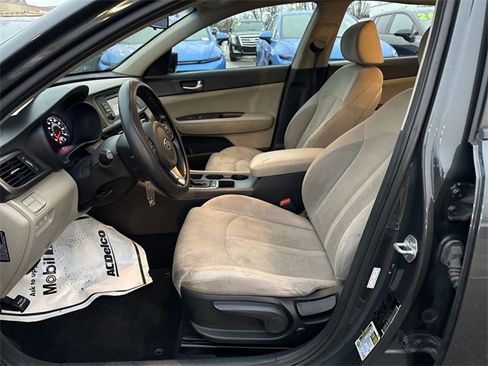 Used 2016 Kia Optima LX image 10