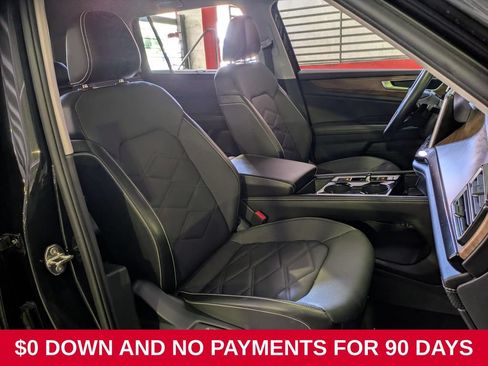 Used 2025 Volkswagen Atlas SE AWD/4WD image 28