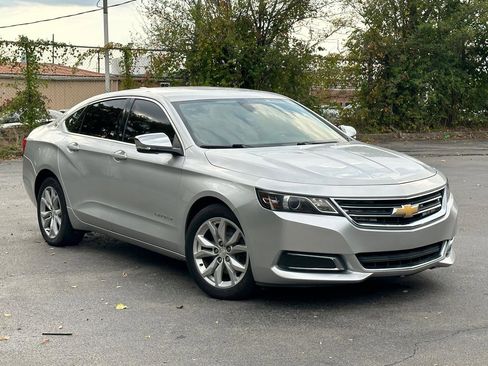 Used 2016 Chevrolet Impala LT image 2