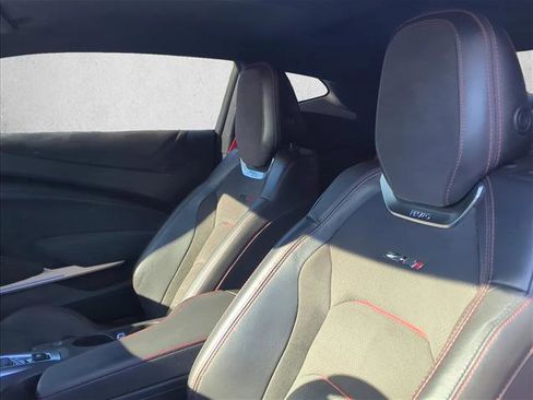 Used 2020 Chevrolet Camaro ZL1 image 11