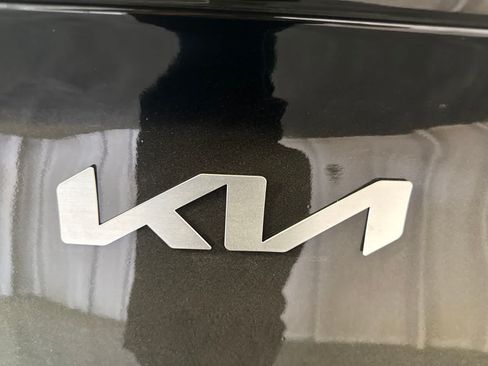Used 2026 Kia Sportage LX FWD image 14