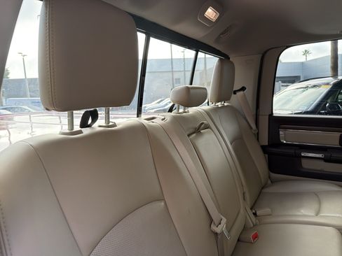 Used 2014 RAM 1500 Laramie w/ Convenience Group AWD/4WD image 38