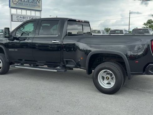 Used 2023 Chevrolet Silverado 3500 High Country AWD/4WD image 4