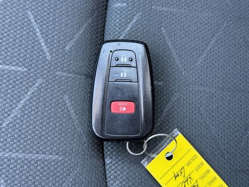 Certified 2023 Toyota RAV4 XLE AWD/4WD image 30