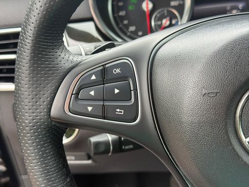 Used 2018 Mercedes-Benz GLE 350 w/ Premium 1 Package image 25