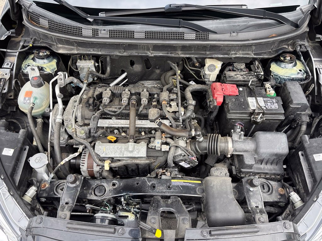 Used 2021 Nissan Kicks S FWD image 13