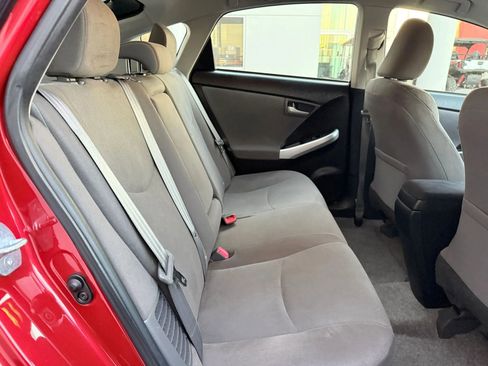 Used 2015 Toyota Prius Three image 18