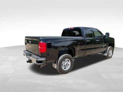 Used 2019 Chevrolet Silverado 2500 W/T AWD/4WD image 3