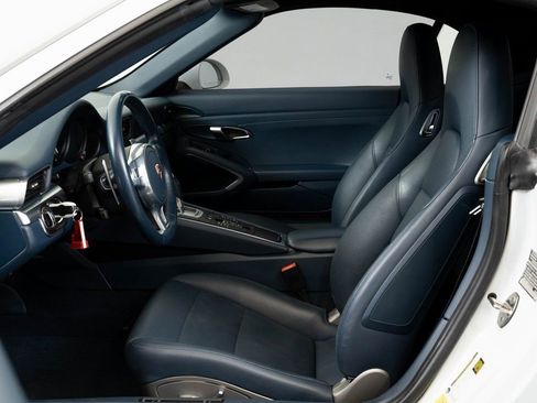 Used 2015 Porsche 911 Carrera image 5