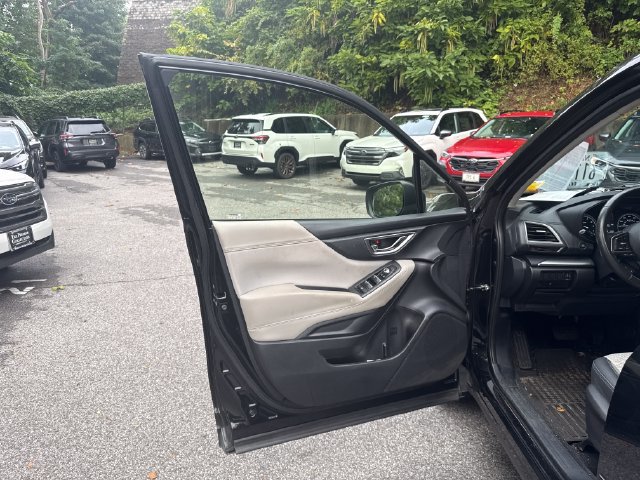 Used 2019 Subaru Forester Premium w/ All-Weather Package AWD/4WD image 9