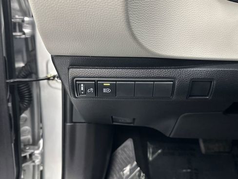 Used 2023 Toyota Corolla LE w/ LE Premium Package FWD image 28