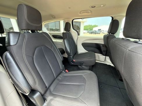 Used 2024 Chrysler Voyager LX FWD image 26