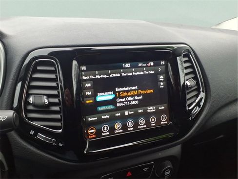 Used 2019 Jeep Compass Limited w/ Safety & Security Group image 17