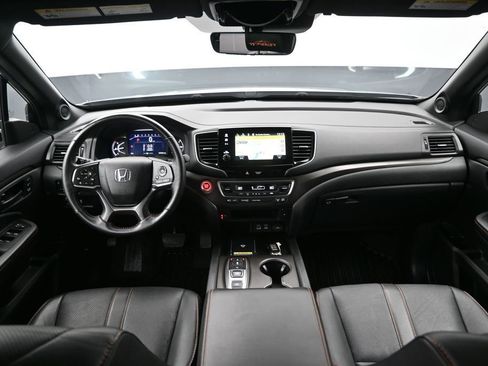 Certified 2024 Honda Passport TrailSport image 12