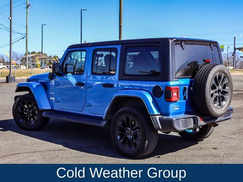 Used 2022 Jeep Wrangler Unlimited Sahara w/ Cold Weather Group image 5