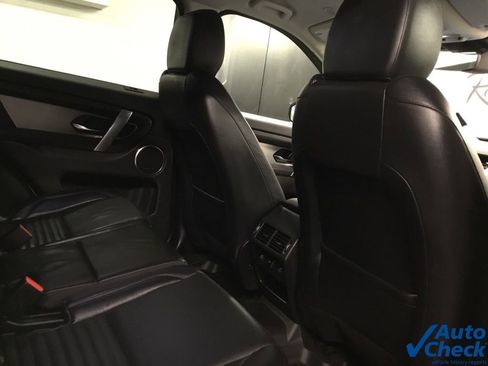 Used 2021 Land Rover Discovery Sport S image 35